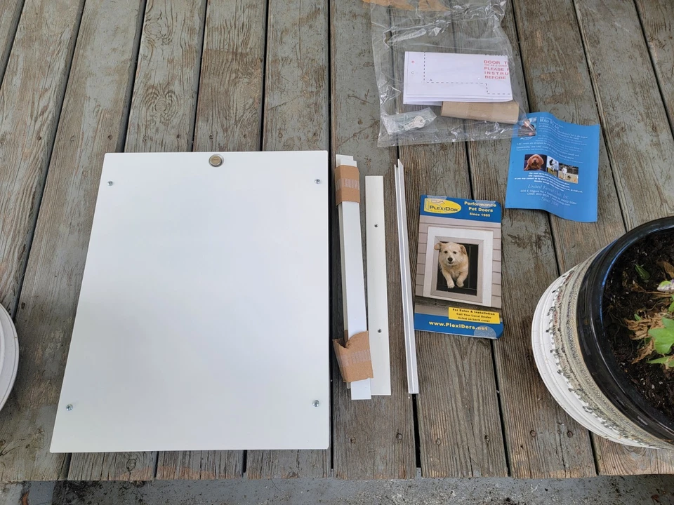 Puerta para mascotas con bloqueo Plexidor Performance - Montaje en pared - Blanco - Grande - NUEVO Foto 1 de 4