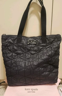 Bolso de Mano/Comprador Kate Spade New York Bon Tela Acolchada Negra Ret. $225 con Bolsa para el Polvo Foto 1 de 4