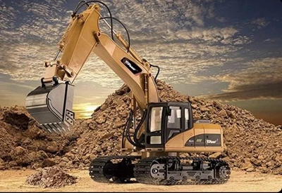 HUINA INDUSTRIAL Huina RC Digger Excavator 1/14 Scale Remote Controlled Excavator 2.4G 15Ch 1535