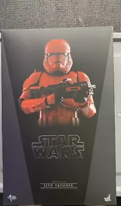 Hot Toys Sith Trooper - Picture 1 of 5