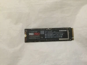 SAMSUNG 980 PRO 1TB PCIe 4.0 NVMe M.2 - MZ-V8P1T0 - Afbeelding 1 van 1