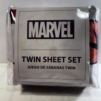 Avengers 3-Pcs Kids Twin Sheet Set - Flat Sheet, Fitted Sheet, and Pillowcas - Image 1 of 3