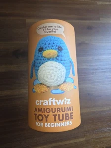 Craftswiz Beginner Crochet Kit Penguin - Picture 1 of 4