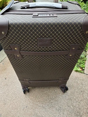 Maleta de viaje 24"×15"×10" 8. Ruedas Spinner Carcasa Dura Nuevas Con Etiquetas Tsa... Foto 1 de 4