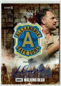 Walking Dead Season 8 Manufactured Patch Relic Auto PAR-ST Jason Douglas #34/99 - Picture 1 of 2