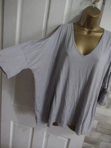 MADE IN ITALY ● size 16 ● grey cold shoulder batwing blouse top womens ladies - Picture 1 of 5