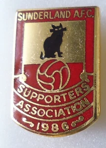 SUNDERLAND FOOTBALL Enamel Pin Badge SUPPORTERS rb - Picture 1 of 2
