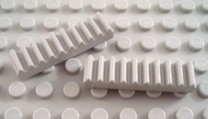 LEGO Lot of 2 Light Gray 1x4 Technic Gear Racks - Picture 1 of 1