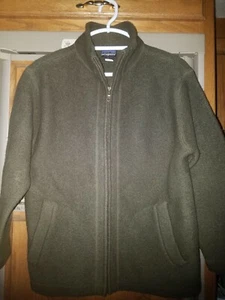 PATAGONIA WOMENS MEDIUM GREEN WARM WOOL FULL ZIP PULLOVER SWEATER.  - Picture 1 of 3