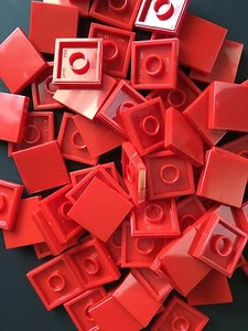 Lego Red 2X2 Smooth Finishing Tile 2x2 MODULAR BUILDINGS Bricks LOT OF 50 - Picture 1 of 2