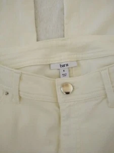 Neu mit Etikett Bar 111 Denim elfenbeinfarbene Jeans weites Bein roher Saum Größe 6 - Bild 1 von 6