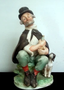 Statuina vintage Capodimonte vecchio con cane - Foto 1 di 10