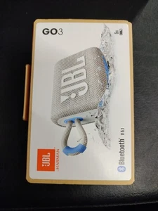 Brandneu JBL GO3 ECO Grab and Go wasserdicht weiß tragbarer Bluetooth Lautsprecher - Bild 1 von 2