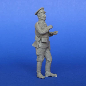 MasterClub 1/35 russische Armeeoffizier im Ersten Weltkrieg Harzfigur (35109) - Bild 1 von 3