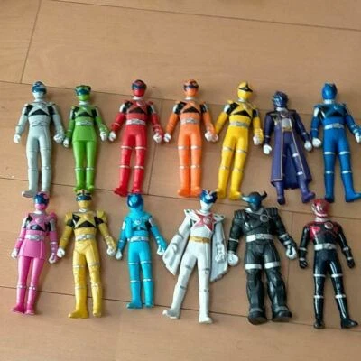 POWER RANGERS Uchu Sentai Kyuranger Figura Vinilo Suave 13p Set 17cm BANDAI Japón Foto 1 de 4