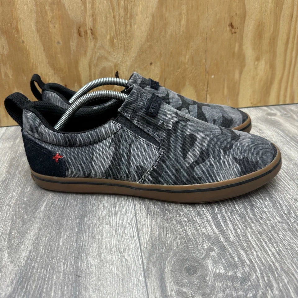 Zapatos de cubierta de goma sin cordones XTRATUF SharkByte negros/lona camuflaje para hombre talla 10,5 Foto 1 de 4
