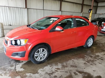 Radiator Fan Motor Fan Assembly ID 94509632 Fits 16-17 SONIC 2997502 Foto 1 de 4