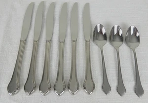 WM A Rogers Oneida Summer Mist Autumn Glow Stainless Flatware 9 Piece Mixed Lot - Picture 1 of 5