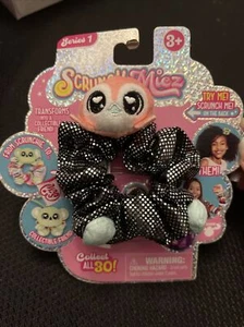 Scrunchmiez Squishie Hair Scrunchy Backpack Clip Toy Series 1 - Picture 1 of 2