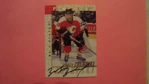 1997 98 Be A Player Pinnacle #68 Zarley Zalapski Autograph Calgary Flames 0322 - Picture 1 of 12