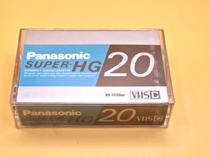 PANASONIC SUPER HG 20 VHSC VHS nastro video cassetta vuoto (sigillato) nuovo! - Foto 1 di 4