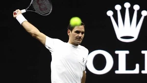 Roger Federer RF T-Shirt von Uniqlo - Erwachsene L wie beim Laver Cup '22 getragen - Bild 1 von 3