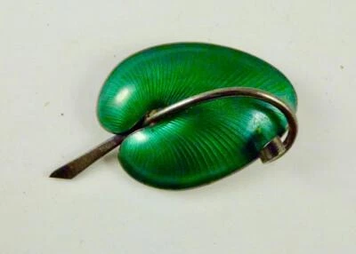 Vintage Volmer Bahner Denmark Sterling Green Leaf Enamel Guilloche PIN / Brooch - Imagem 1 de 4