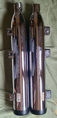 Silenciadores de escape Indian Scout Polaris 1262908-156 y 1262907-156 superior e inferior Foto 1 de 4