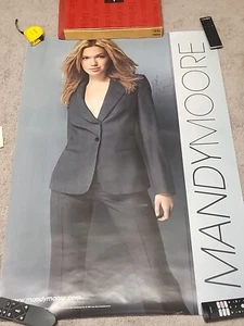 MANDY MOORE SIGNED POSTER 24X36-JSA - Bild 1 von 3