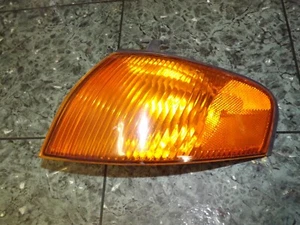 OEM 97-98 USDM Mazda Protoge BH sedan front left corner light lamp 210-61815 FL - Picture 1 of 8