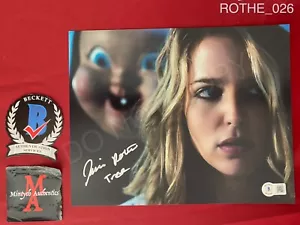 Jessica Rothe foto autografata firmata 8x10 albero Happy Death Day Beckett COA - Foto 1 di 4