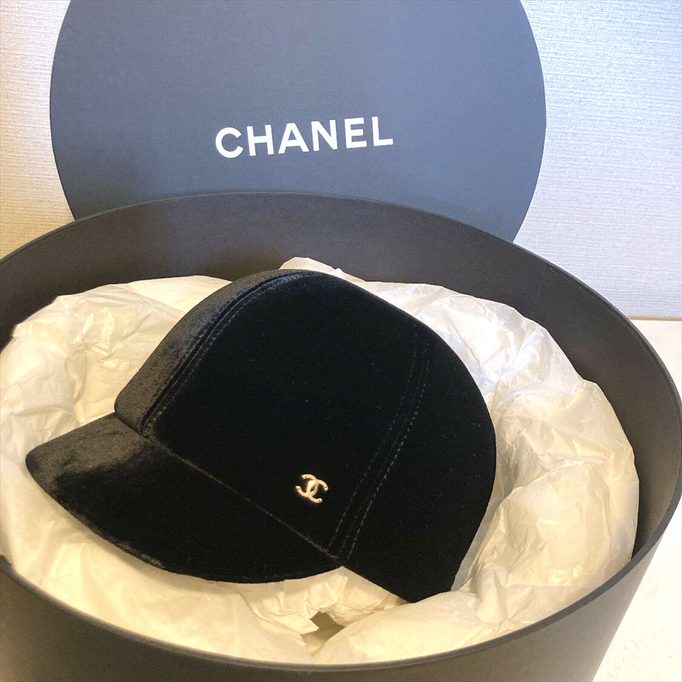 Chanel Velvet Wide Brim Hat - Black Hats, Accessories - CHA137930