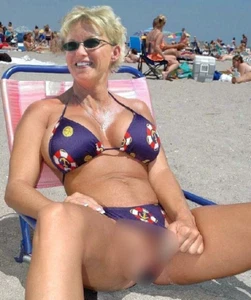 Modelo de playa rubia (tu foto no será borrosa) - Imagen 1 de 4