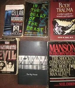 True Crime book/magazine lot - Picture 1 of 8