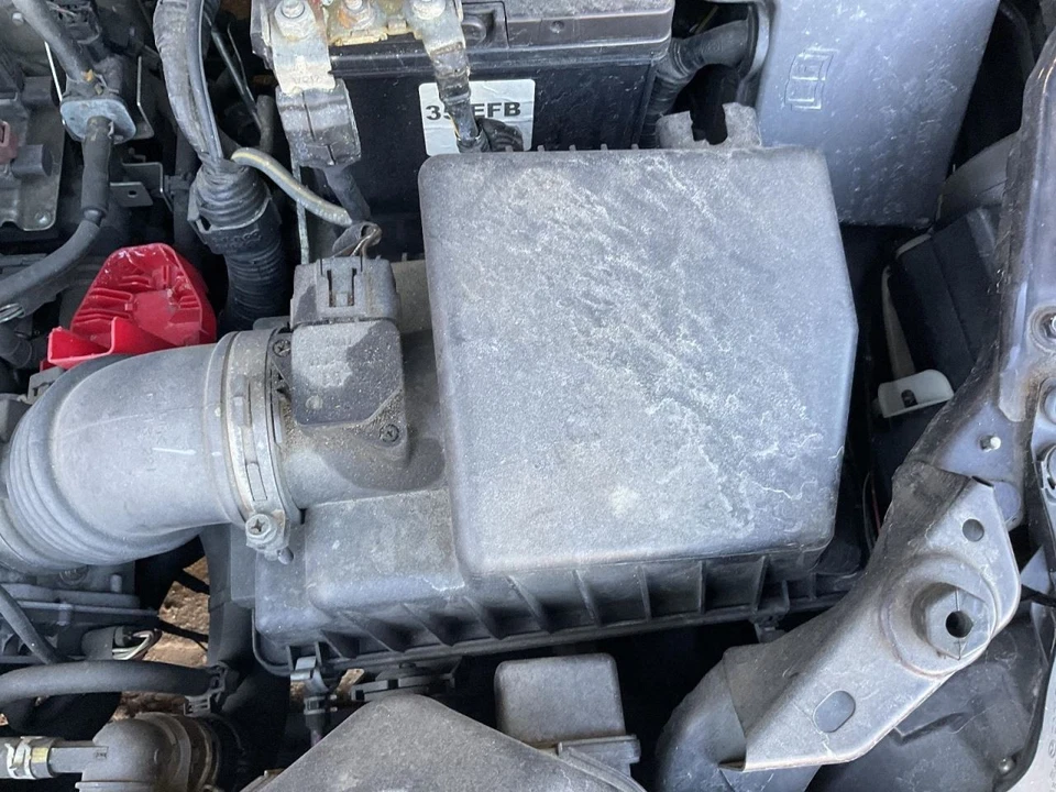 Air Cleaner 2.5L Fits 10-12 MAZDA CX-7 4544362 - Image 1 of 1