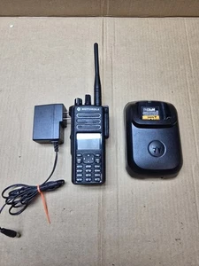 Motorola XPR7580e AAH56UCN9RB1AN 800/900 MHz Dwukierunkowa antena radiowa Bateria Ch - Zdjęcie 1 z 7