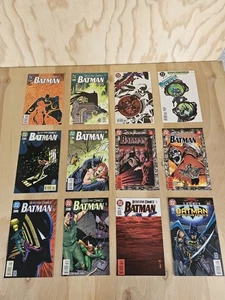 Detective Comics Lot 689,690,691,692,693,694,695,696,697,698,699,700 - Picture 1 of 14