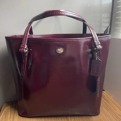 Bolso de Mano Grande Coach Vino/Borgoña No. H1448 F27349 VER FOTOS Foto 1 de 4