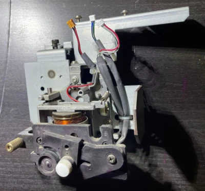 Roland printer complete carriage assembly - Image 1 of 2