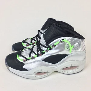 Reebok Question Mid Iverson Illumination's Minions Gru's Lab Men’s 8.5 FW7548 - Picture 1 of 11
