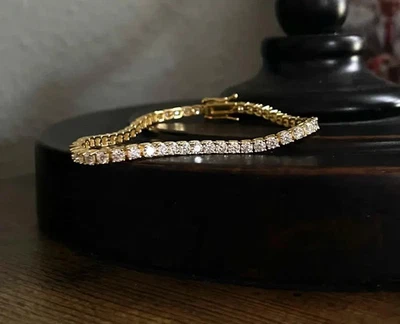 Round cut 8Ct Natural Diamond Tennis Bracelet for any occasion 14K YellowGold - Image 1 of 4
