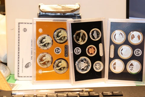 2011 Silver Proof Set Original Box & COA 14 Coins Cover