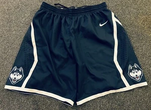 Nike UCONN Huskies 2013-2014 University of Connecticut Basketball Shorts 38 M - Picture 1 of 6