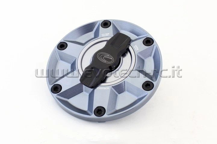 EVOTECH PETROL TANK CAP QUICK RELEASE TRIUMPH SPEED TRIPLE-R 05-15 TI - Image 1 of 1