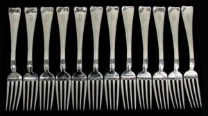 TIFFANY & CO 12 LAP OVER EDGE STERLING SILVER 7 1/2" PLACE FORKS - Picture 1 of 5