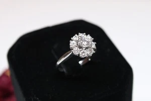 Diamant Ring,750er WG, 0,4ct. Brillant, ca.0,6ct. Besatz, VVS/G, 4,47gr. - Bild 1 von 5