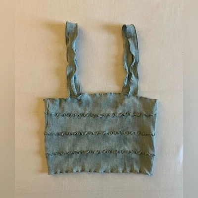 Top corto sin mangas con volantes talla grande de Zara color como nuevo para mujer Foto 1 de 4