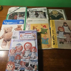 Raggedy Ann Schnittmuster Konvolut Bären Engel Basteln ungeprüft - Bild 1 von 8