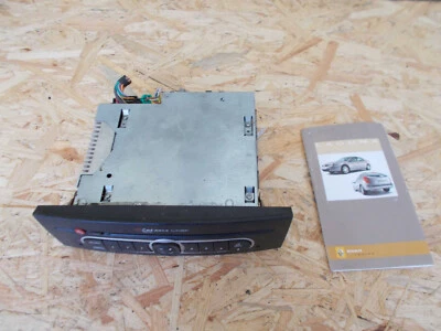 Renault Laguna ll Radio mit CODE 8200292327 - Bild 1 von 2