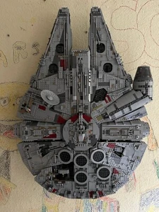 Uchwyt ścienny Wyświetlacz do Lego Sokół Millennium 75192 - Zdjęcie 1 z 10